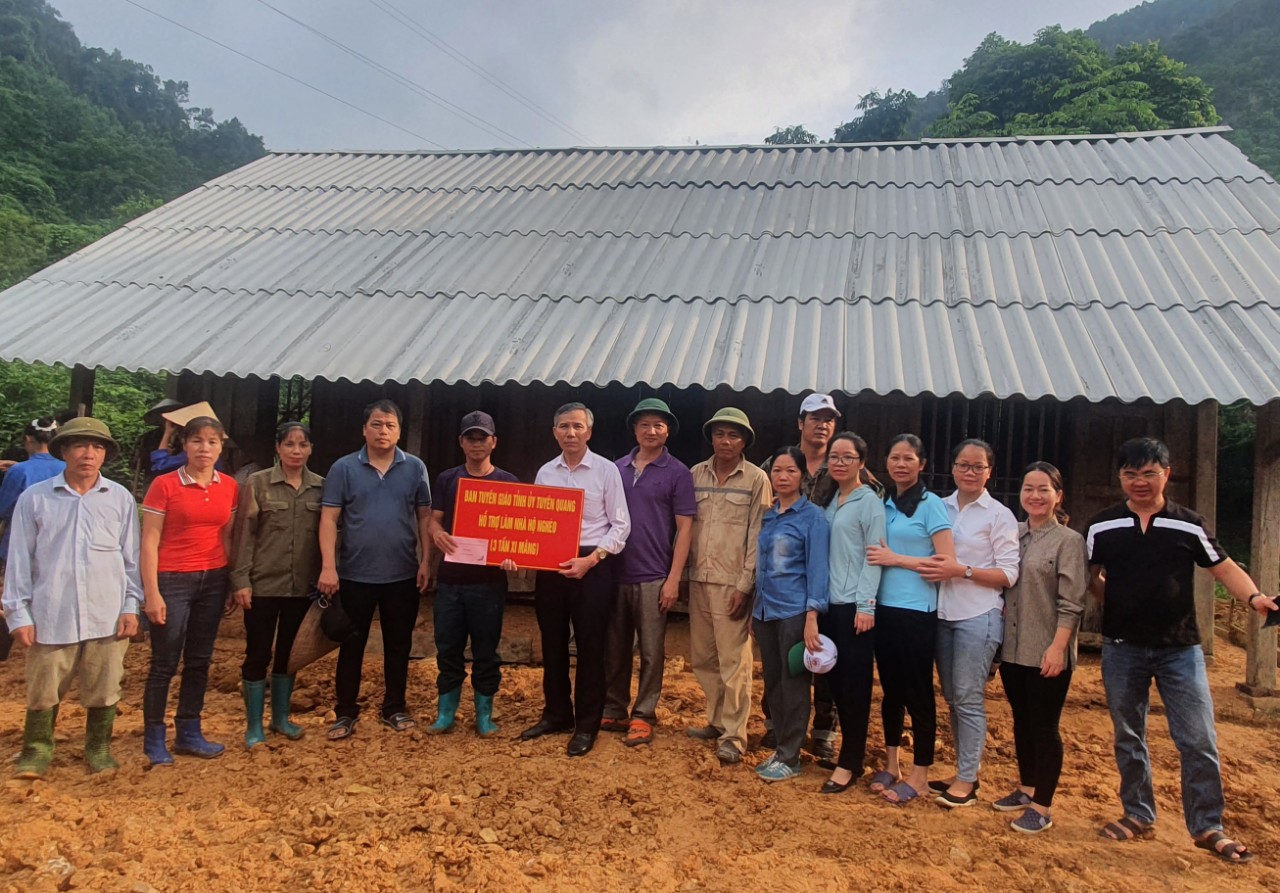 Ban Tuyên giáo Tỉnh ủy tham gia các hoạt động với Nhân dân tại cơ sở