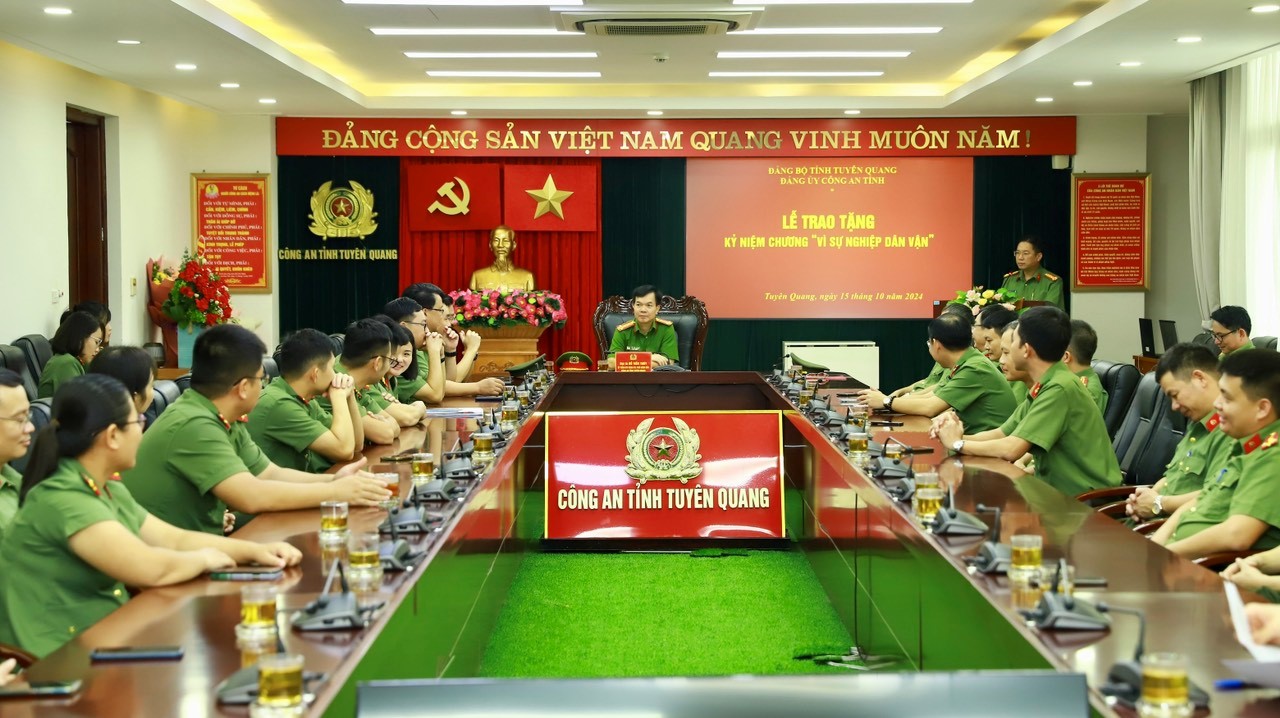 Ảnh tin