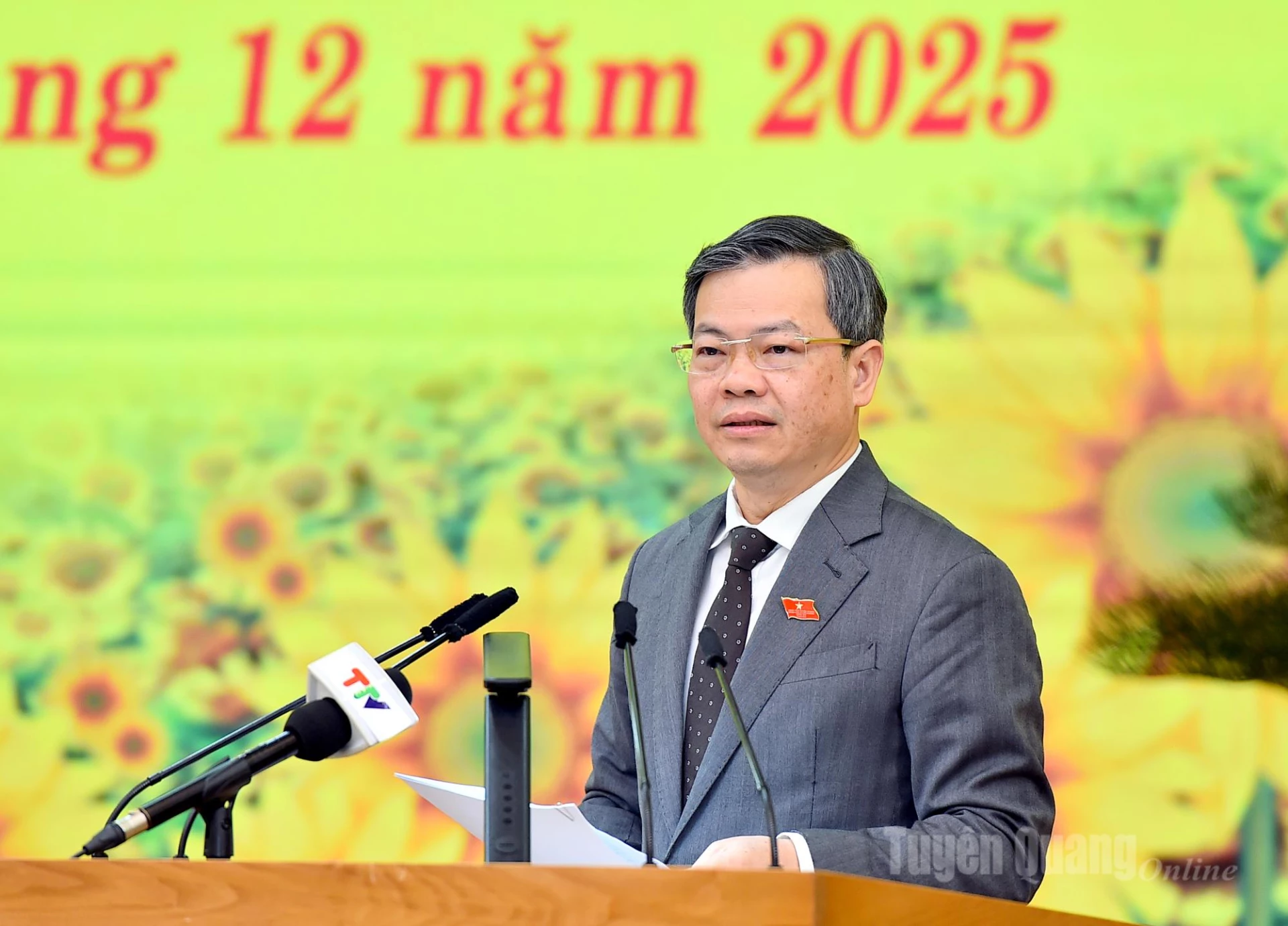 Bế mạc Kỳ họp thứ hai, Hội đồng nhân dân tỉnh Tuyên Quang khóa XIX