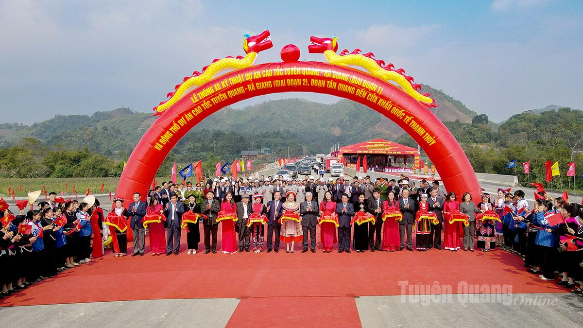 Tuyên Quang khởi công, động thổ, khánh thành và thông xe kỹ thuật dự án trọng điểm chào mừng Đại hội XIV của Đảng