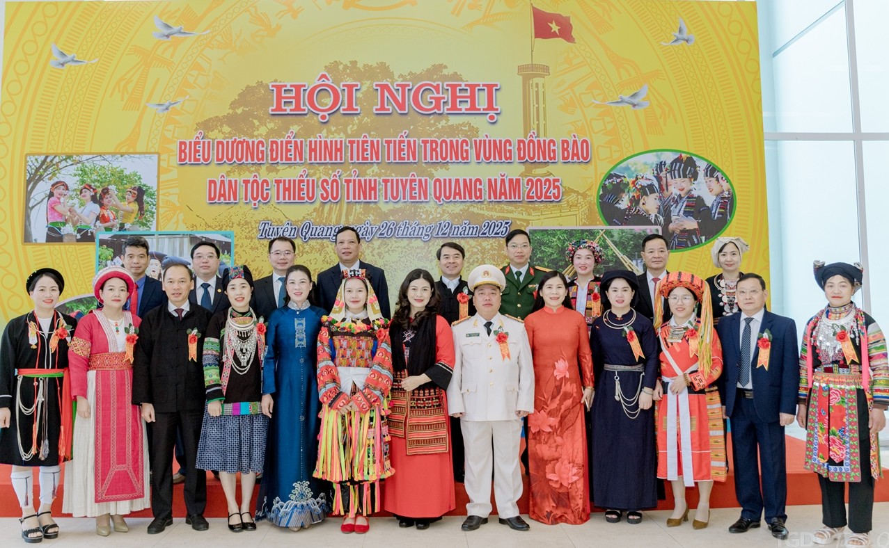 Tuyên Quang tôn vinh 300 điển hình tiên tiến trong đồng bào dân tộc thiểu số