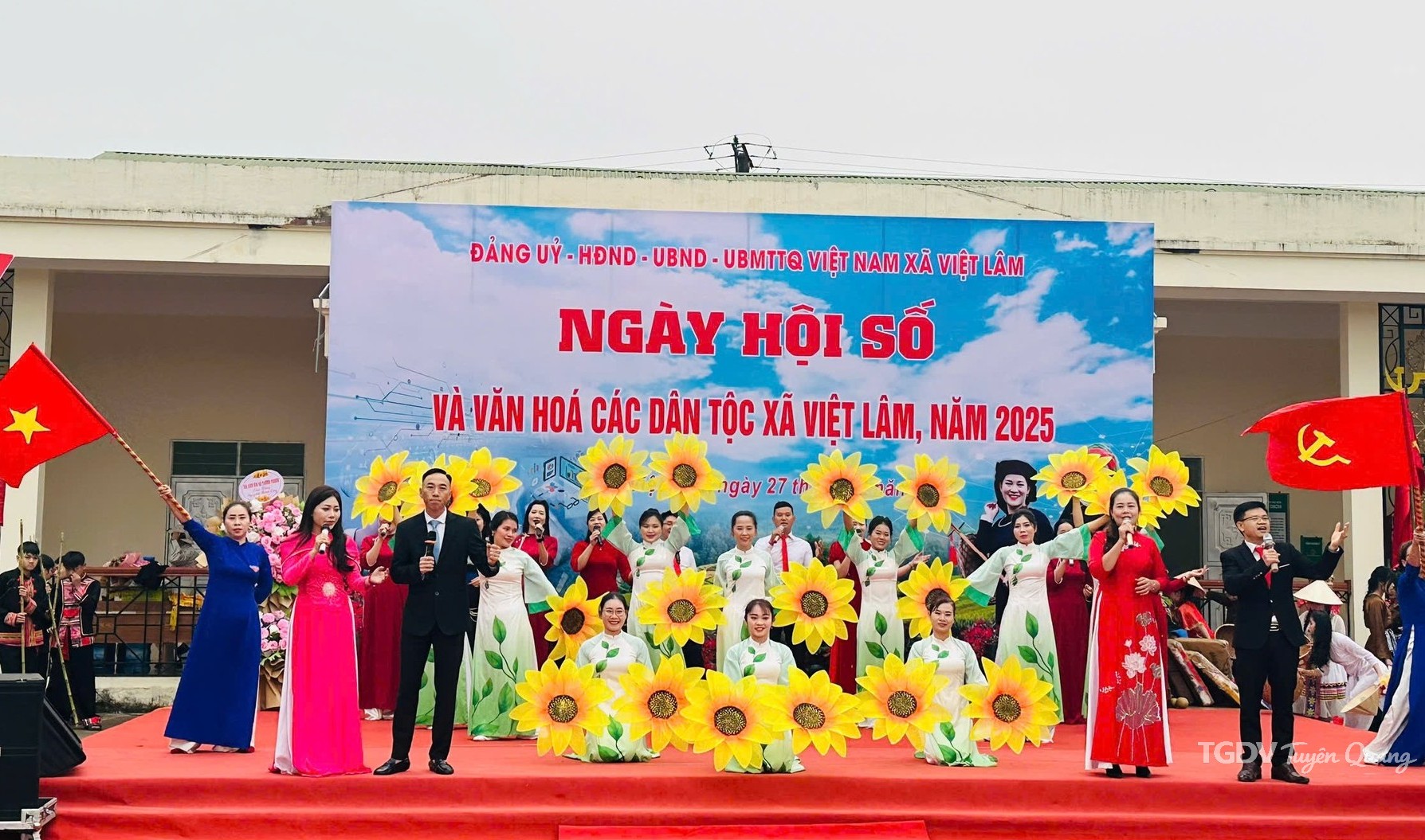 Ngày hội số và Văn hóa các dân tộc xã Việt Lâm: Gắn chuyển đổi số với bảo tồn và phát huy bản sắc