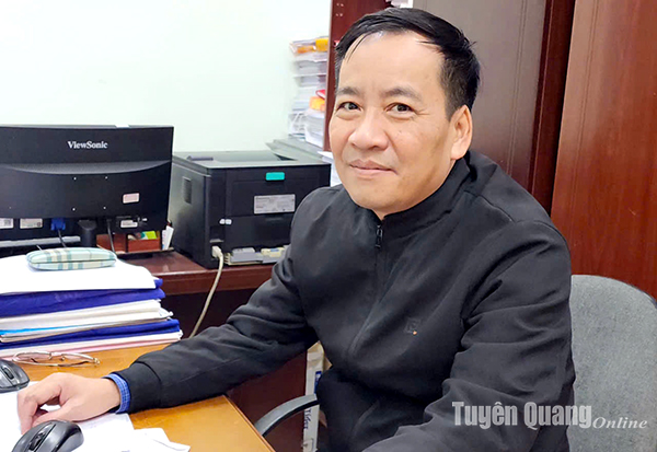 Cán bộ Ban Dân vận Tỉnh ủy xin nghỉ hưu trước 3 năm