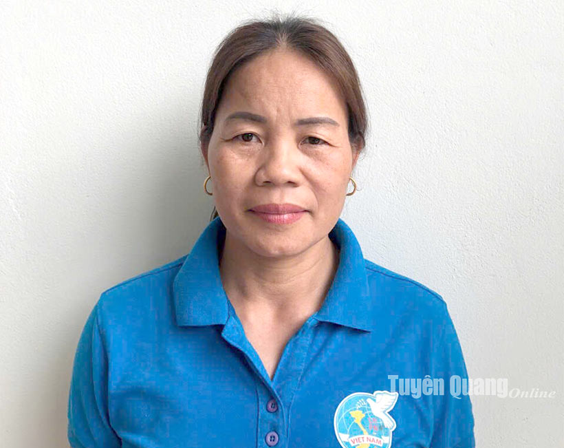 Chị Đài gương mẫu