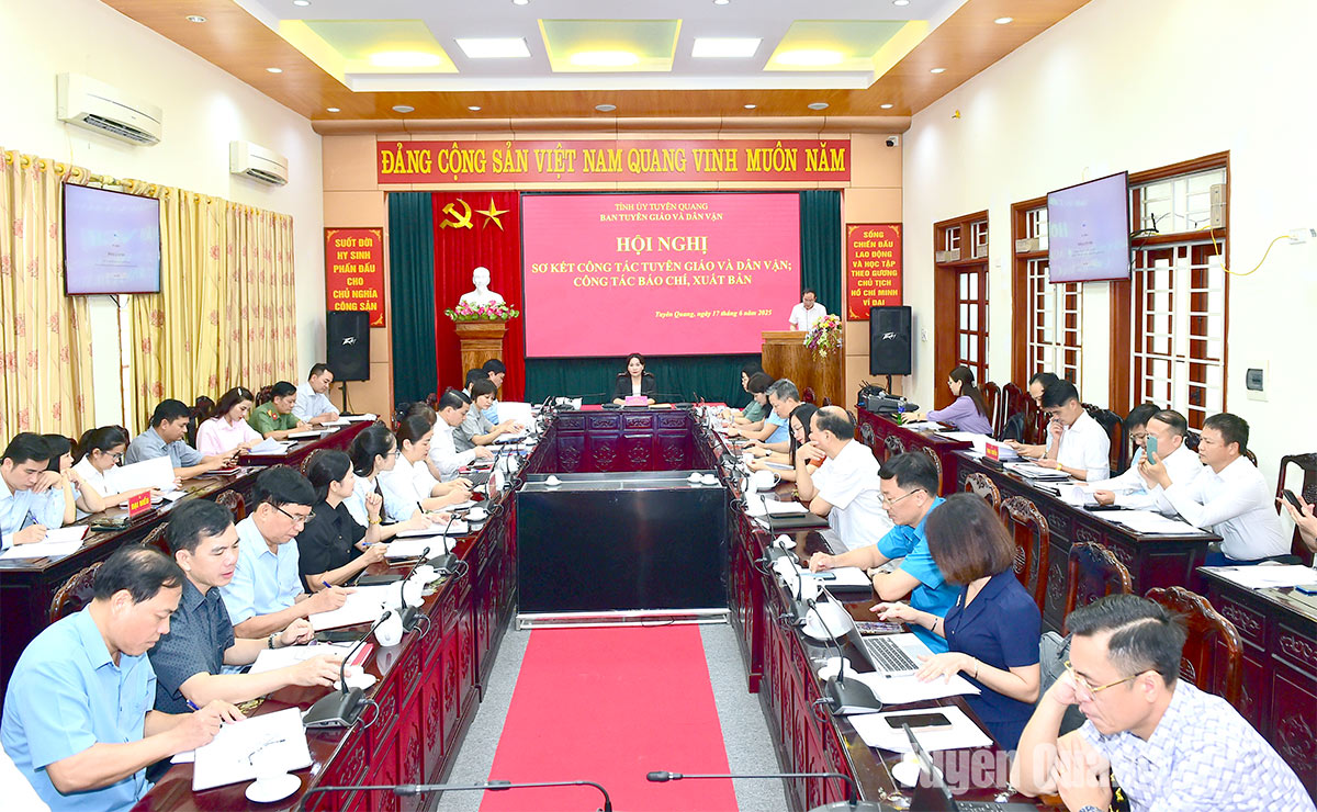 Tập trung tham mưu làm tốt công tác tuyên giáo và dân vận trong thời gian tới