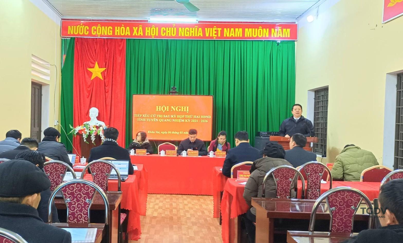 Tổ đại biểu số 7 Hội đồng nhân dân tỉnh Tuyên Quang tiếp xúc cử tri tại xã Khâu Vai