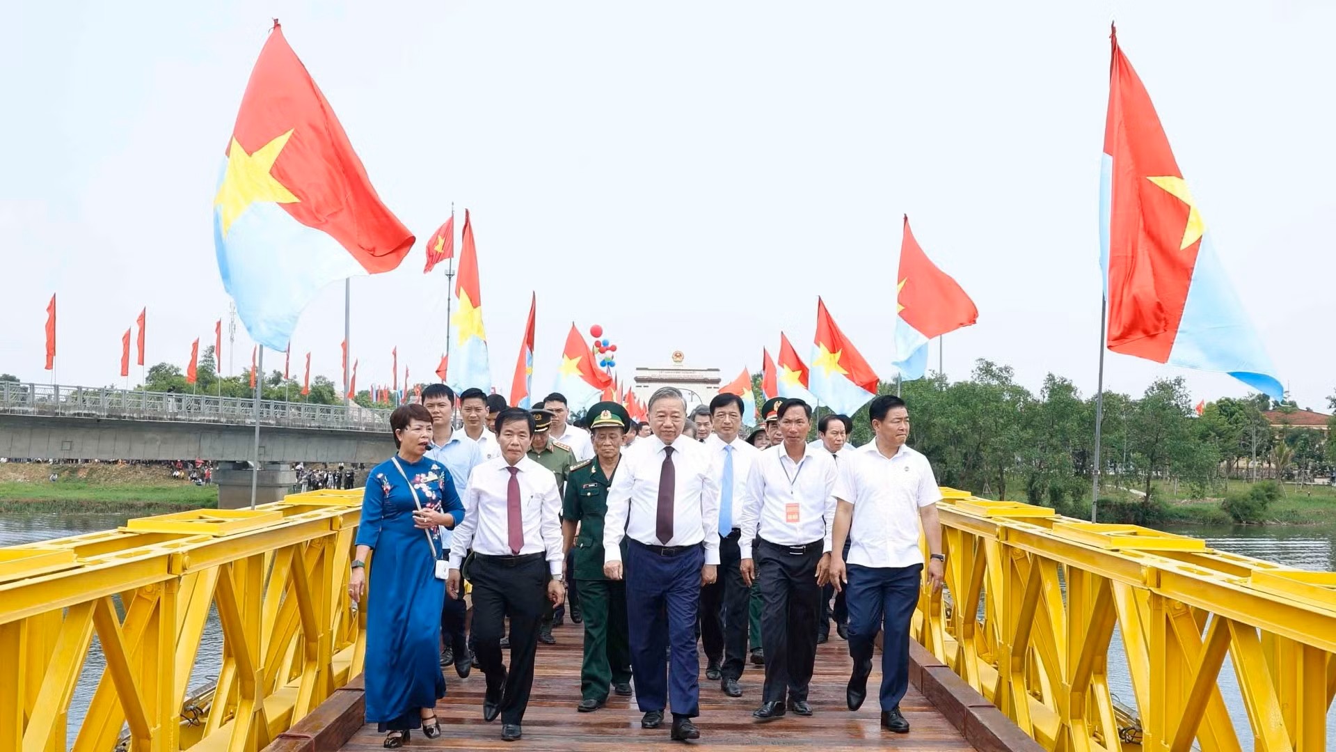 Ảnh tin