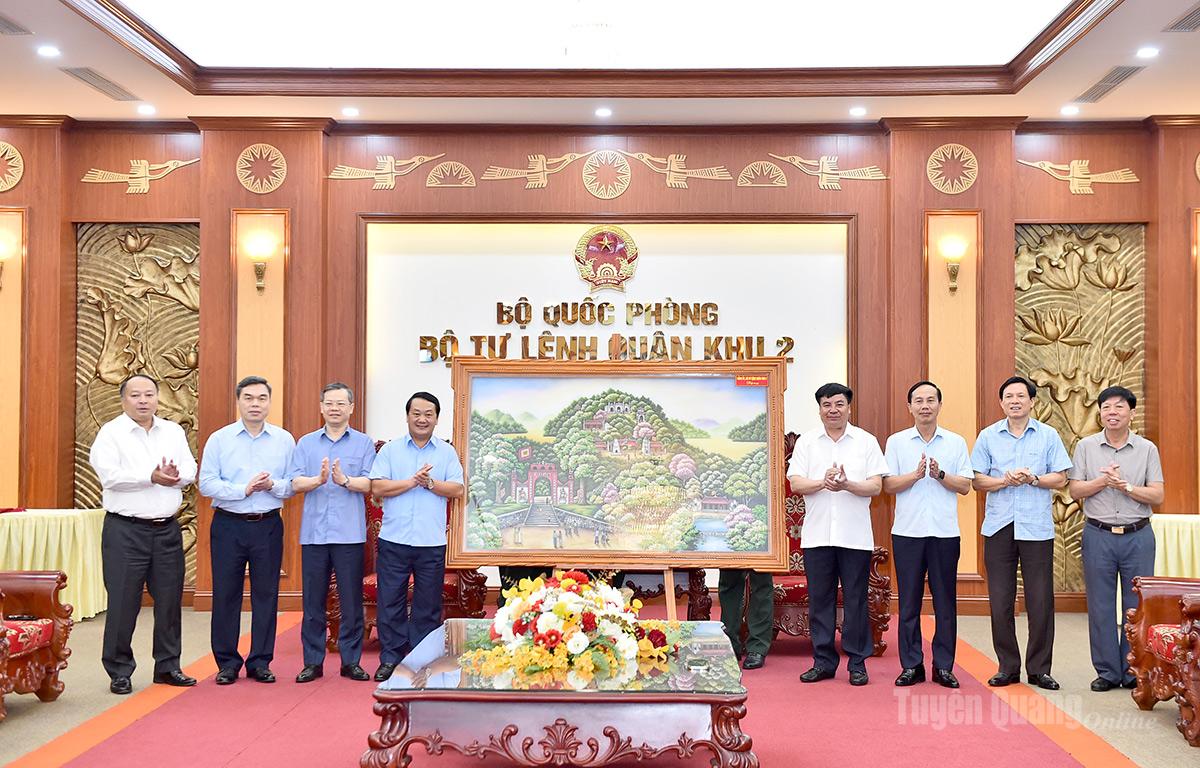 Ảnh tin