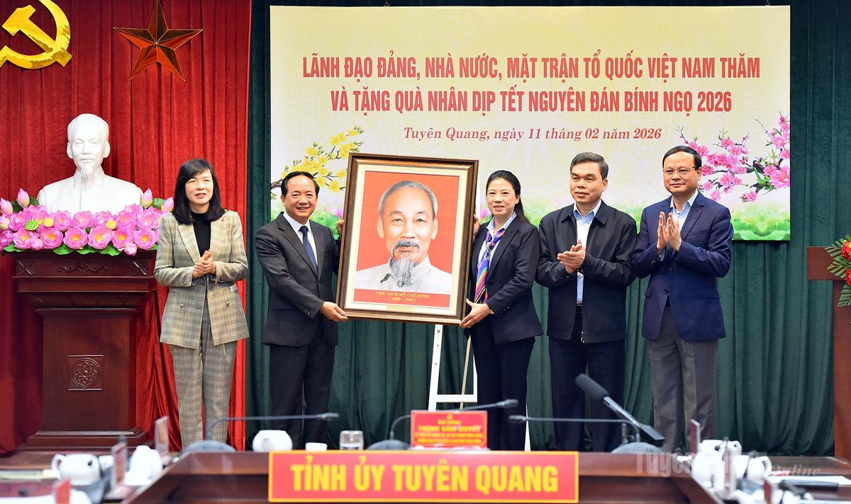 Ảnh tin