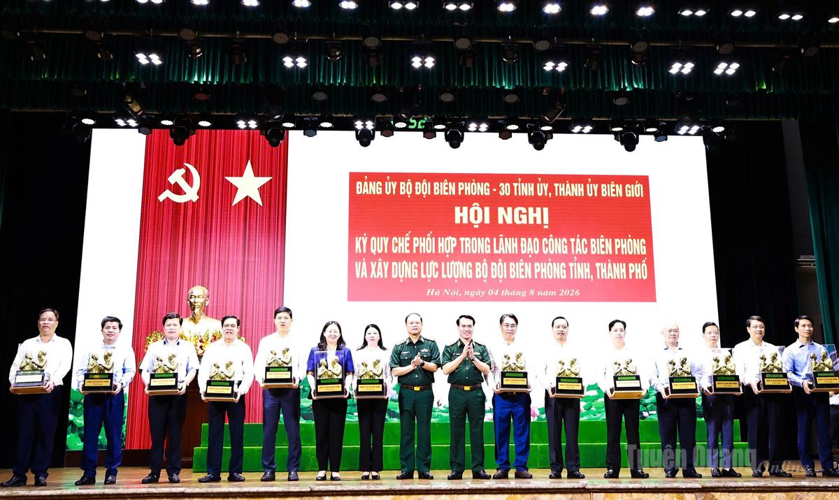 Ảnh tin
